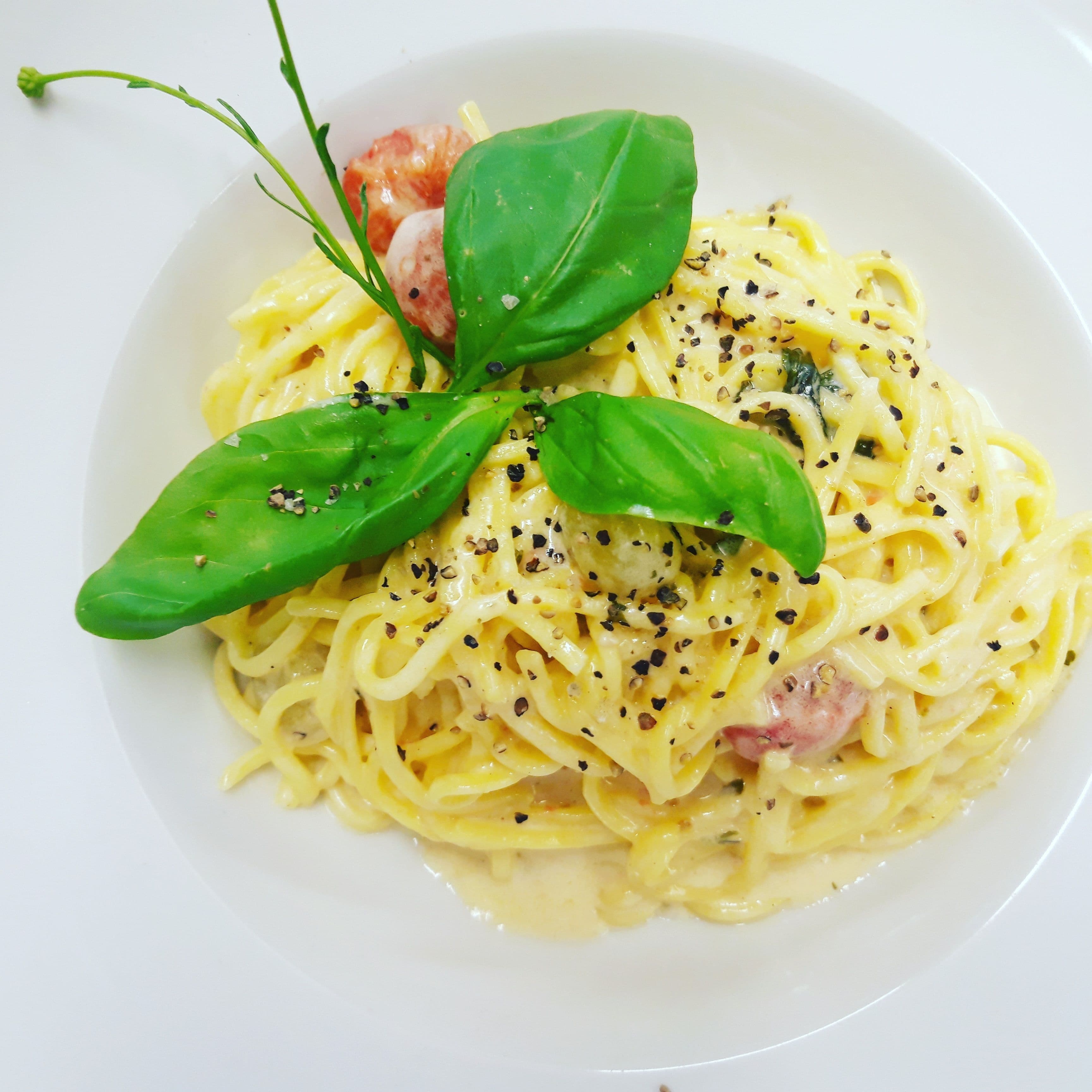 Nudeln in Sahnesauce